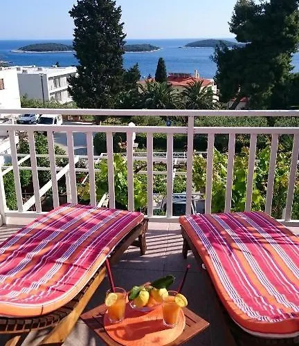 Mare 2 Daire Hvar Town