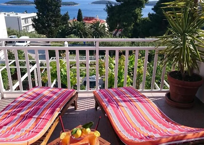 Mare 2 Daire Hvar Town