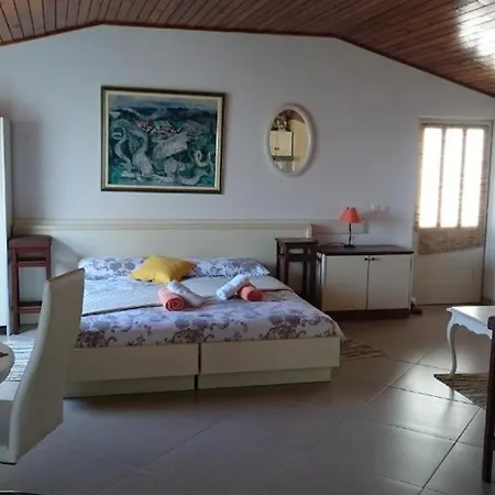 Mare 2 Апартаменты *