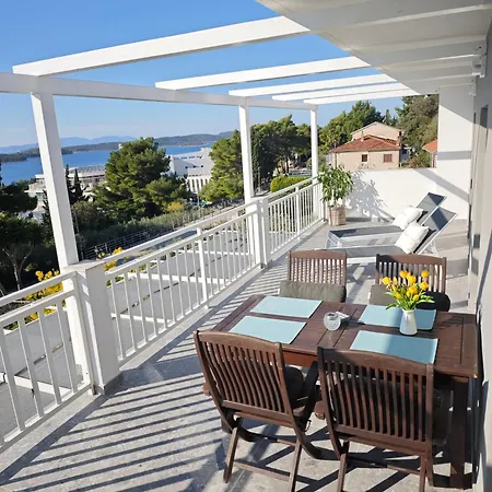 Mare 2 Апартаменты *