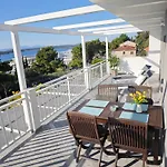 Mare 2 Apartamento *