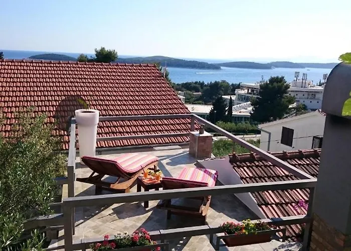 Mare 2 Apartment Hvar Town